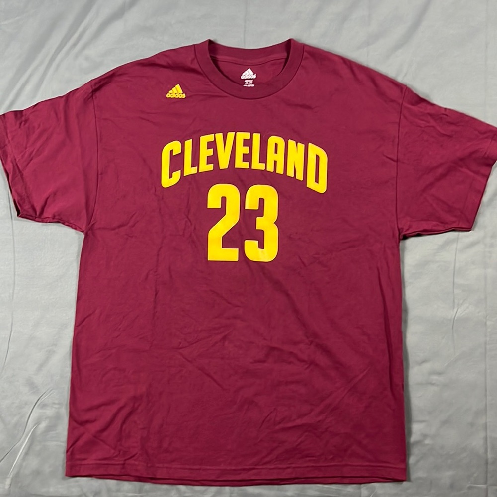 Adidas LeBron James Cleveland Cavaliers 23 T-Shirt | 2XL